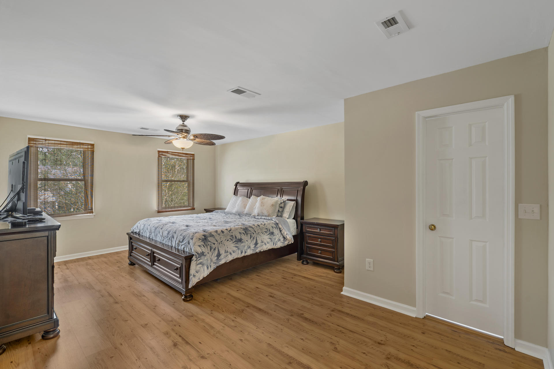 809 Detyens Road Mount Pleasant, SC 29464 - Photo 23 of 40 SDH00938