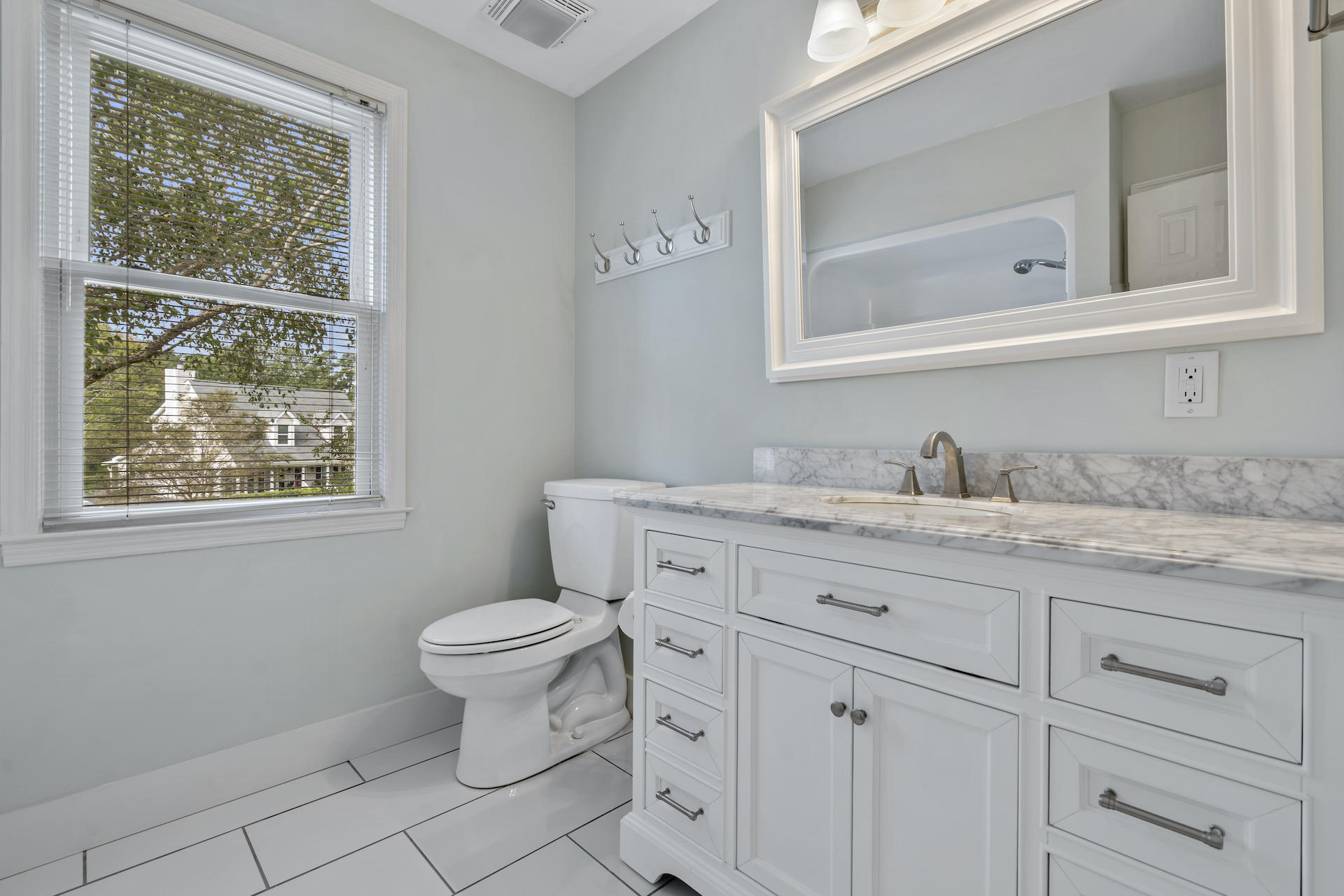 809 Detyens Road Mount Pleasant, SC 29464 - Photo 30 of 40 SDH00968