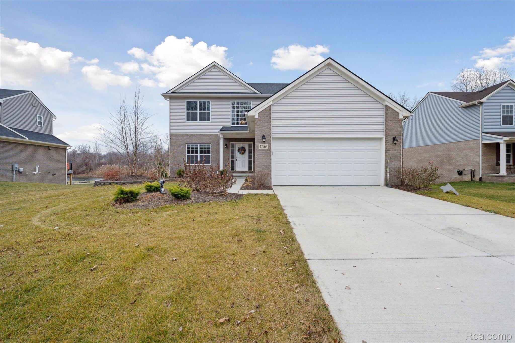 42765 Colonial Road Belleville, MI 48111 - Photo 3 of 46 Gallery Image 3