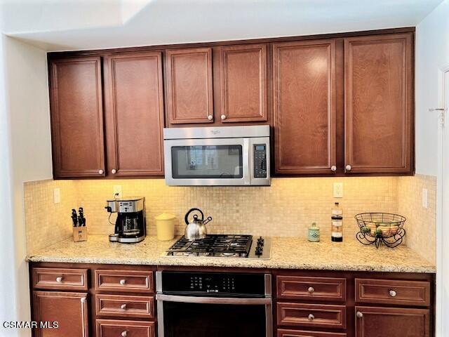 4120 Paredo Way, Unit E Simi Valley, CA 93063 - Photo 4 of 14 Paredo Kitchen 1