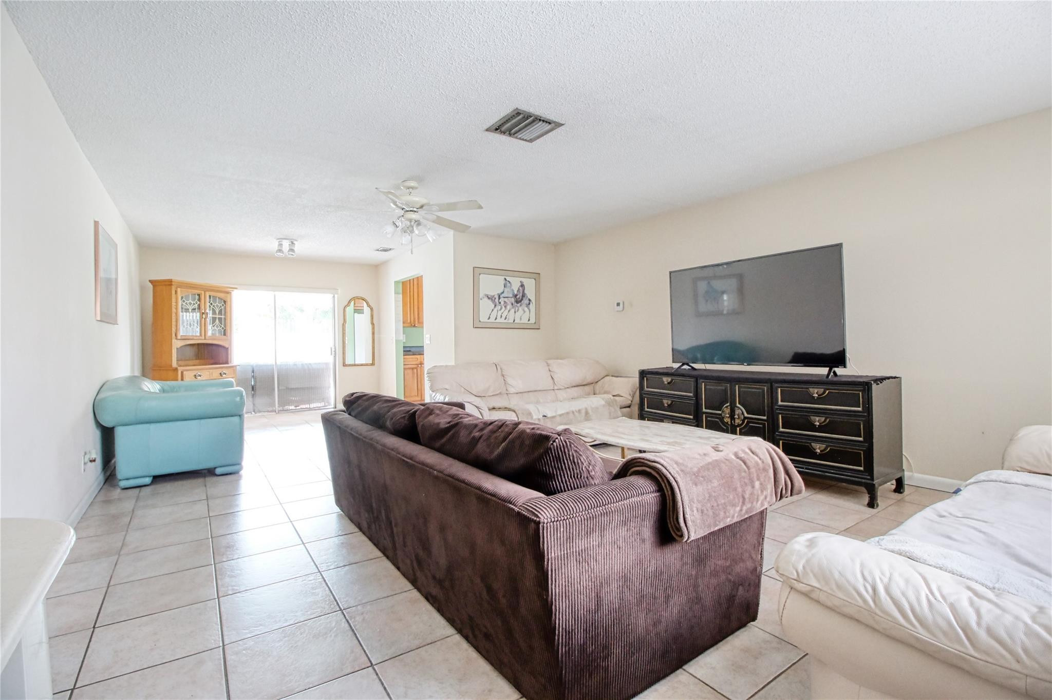 8912 Southwest 9th Street Boca Raton, FL 33433 - Photo 4 of 28 Photo 4