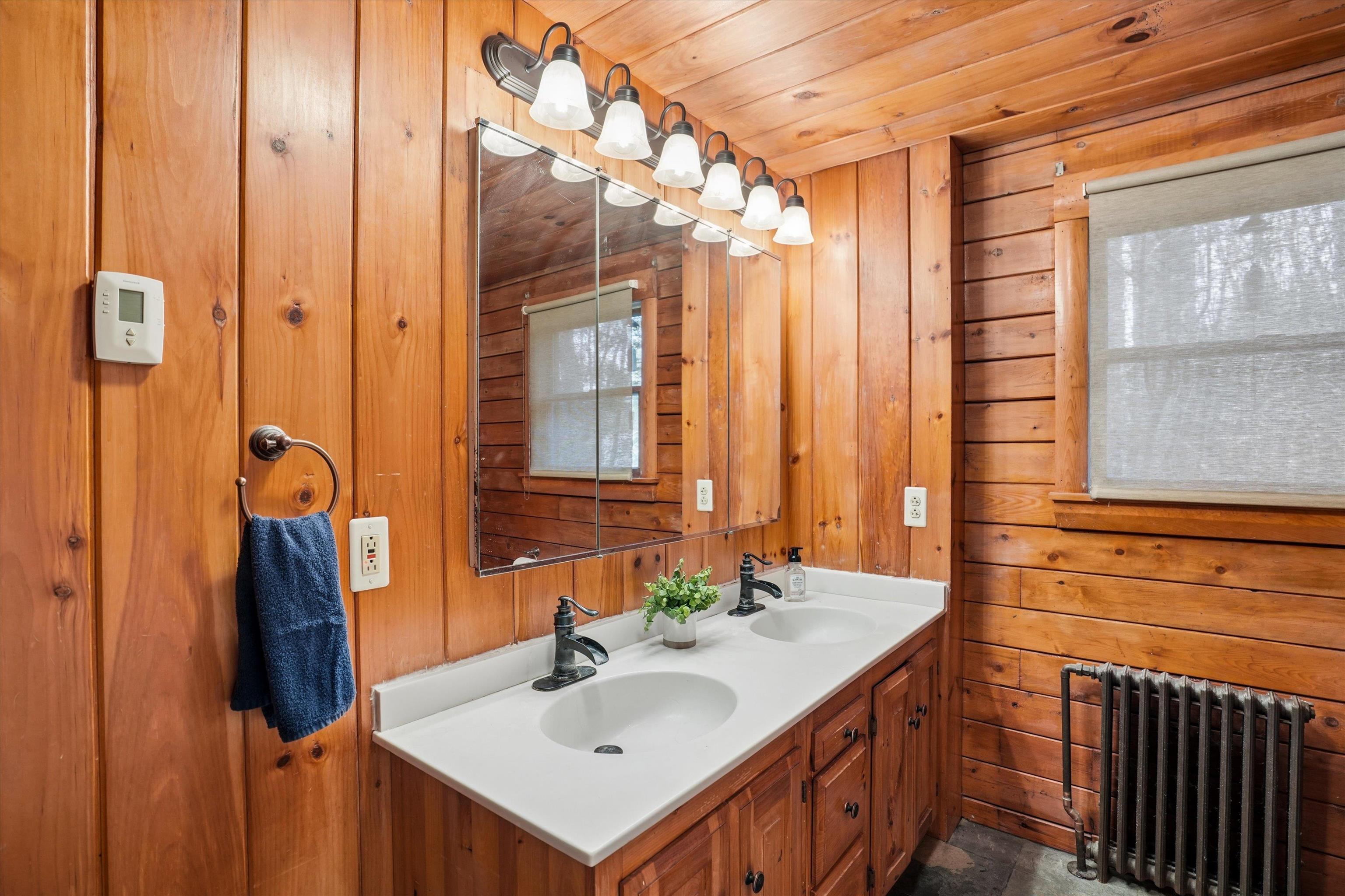 370 McCurdy Road New Boston, NH 03070 - Photo 8 of 44