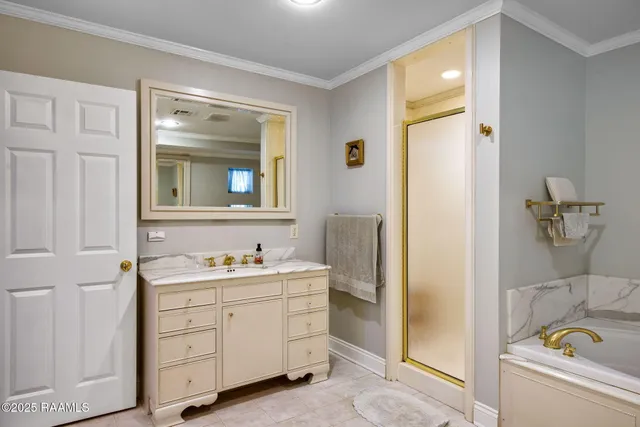 $3,595 | 121 Beverly Drive, Lafayette, LA 70503