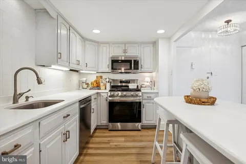 $245,000 | 801 Yale Avenue, Unit 921, Swarthmore, PA 19081