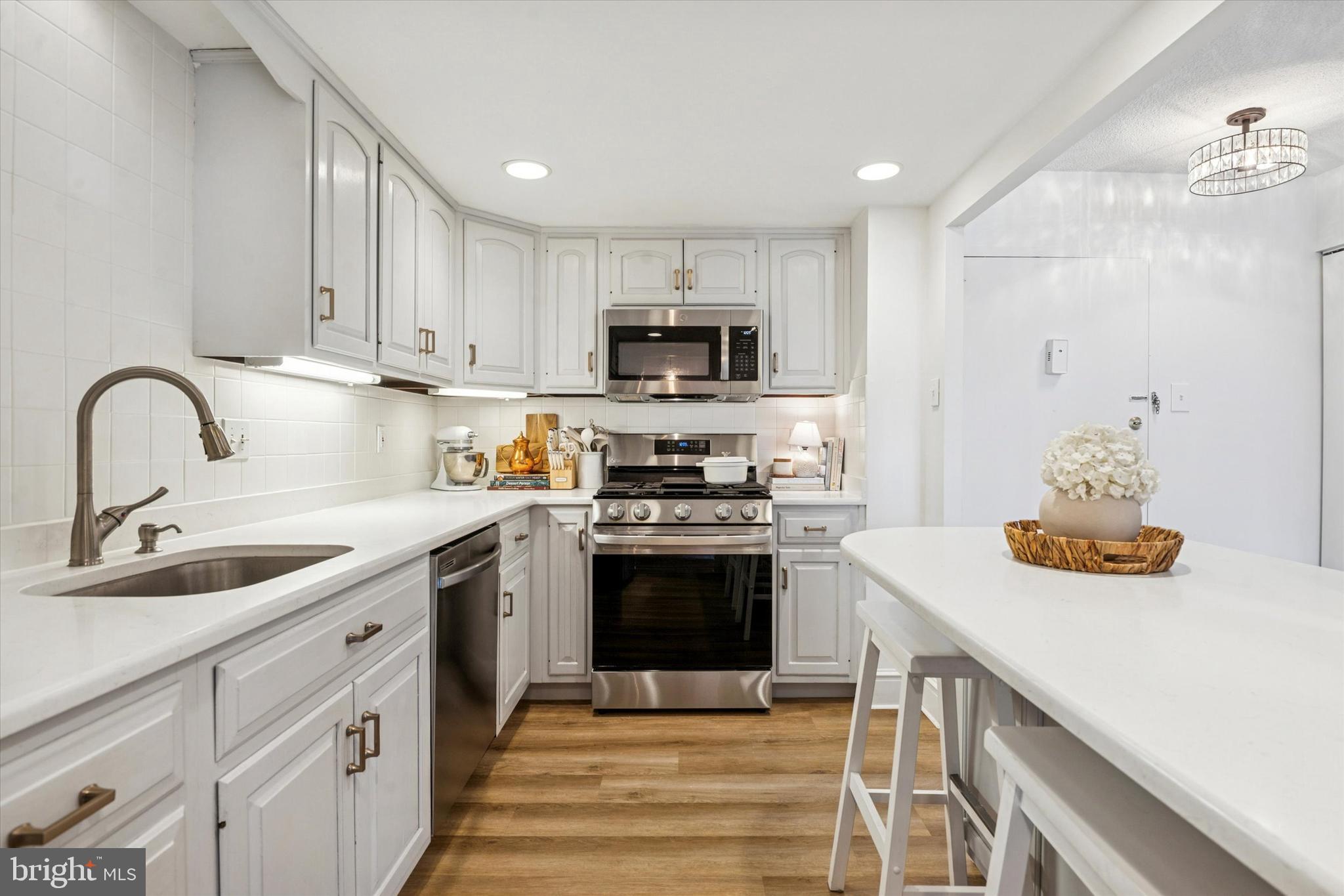 801 Yale Avenue, Unit 921 Swarthmore, PA 19081 - Photo 9 of 25