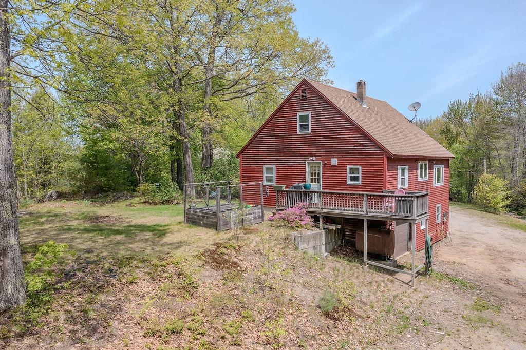 348 North Road Deerfield, NH 03037 - Photo 37 of 41