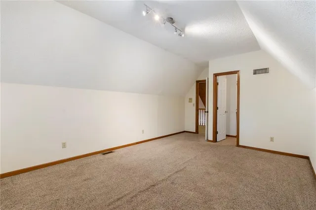 $535,000 | 5826 Oakview, Shawnee, KS 66216