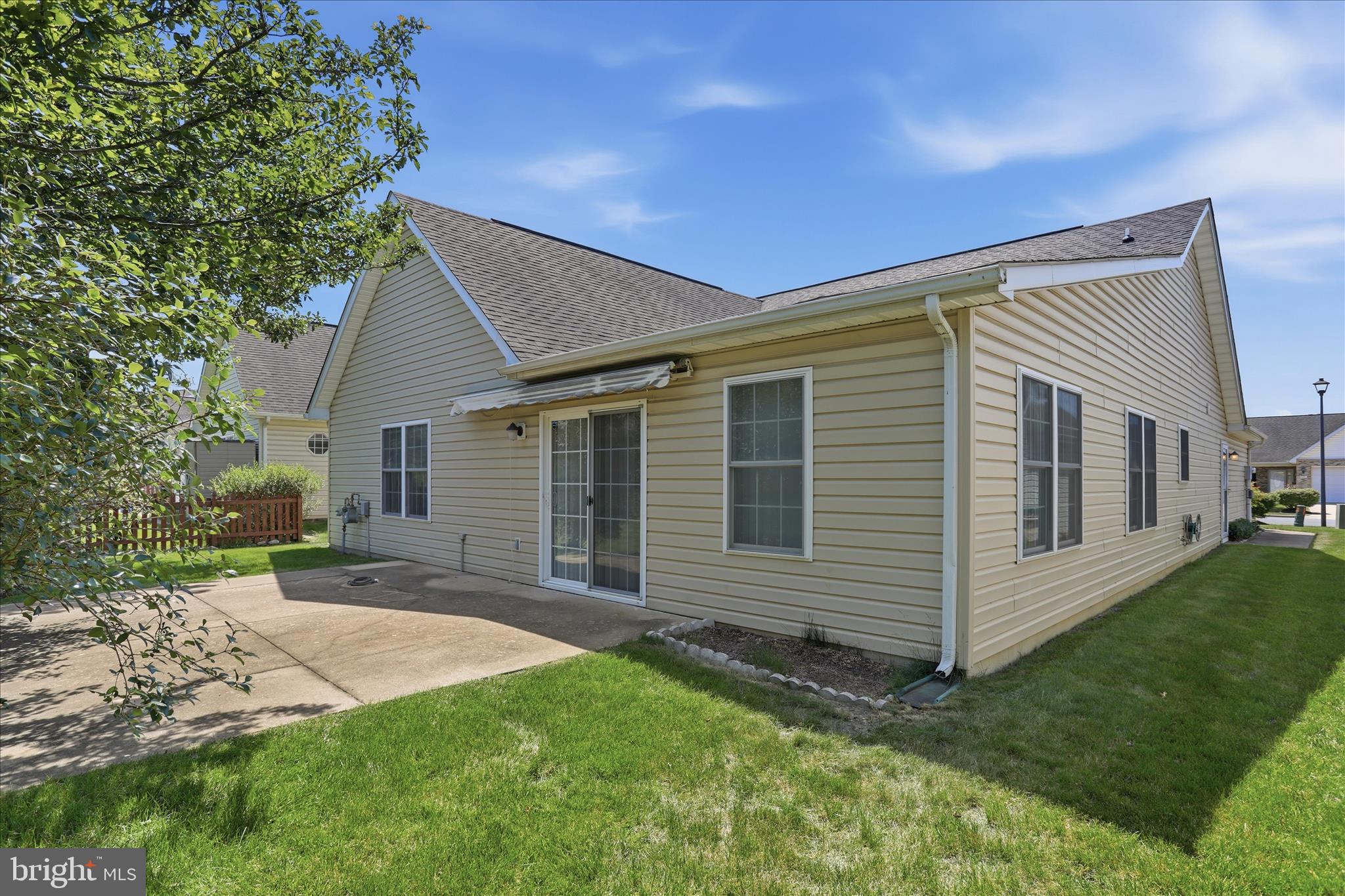 127 Spanish Oak Road Stephens City, VA 22655 - Photo 4 of 35