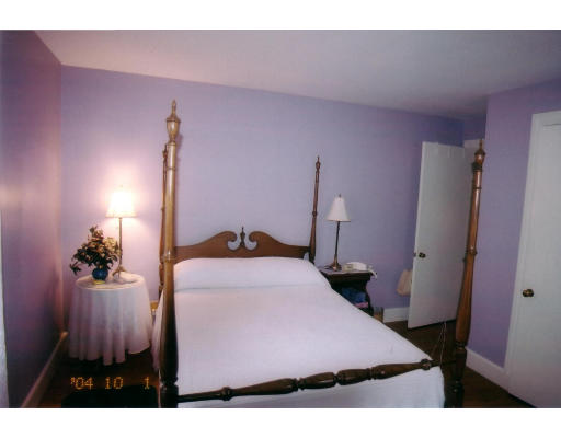 33 Sutherland Road North Attleboro, MA 02760 - Photo 12 of 14 Gallery Image 12