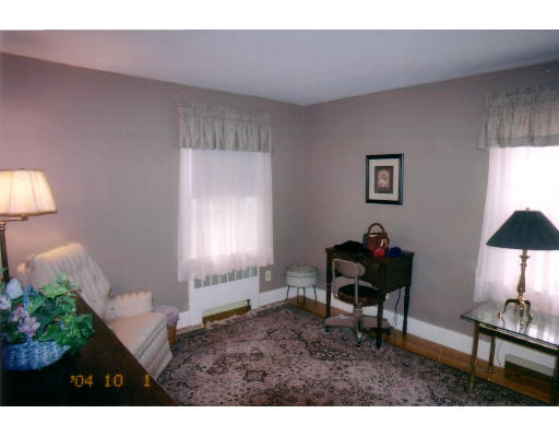 33 Sutherland Road North Attleboro, MA 02760 - Photo 3 of 14 Gallery Image 3