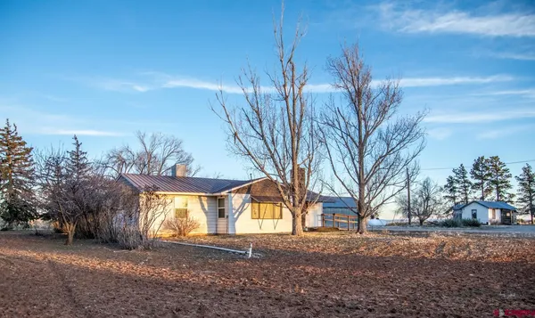 a view of a outdoor space