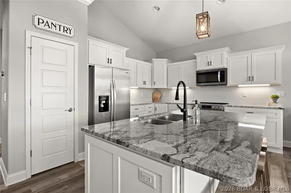 $664,900 | 62 Barolo Lane, Unit 22A, Camdenton, MO 65020