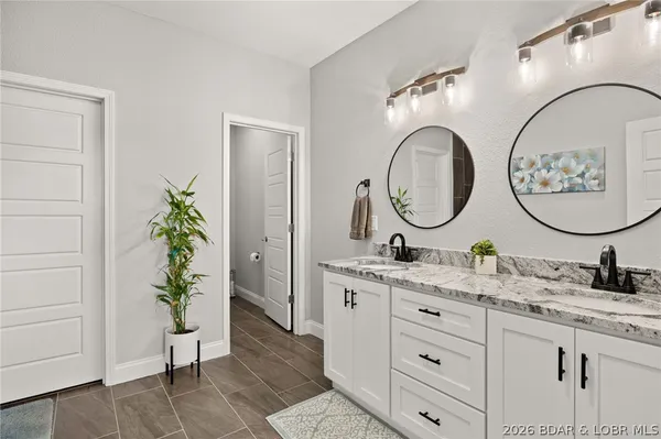 $664,900 | 62 Barolo Lane, Unit 22A, Camdenton, MO 65020