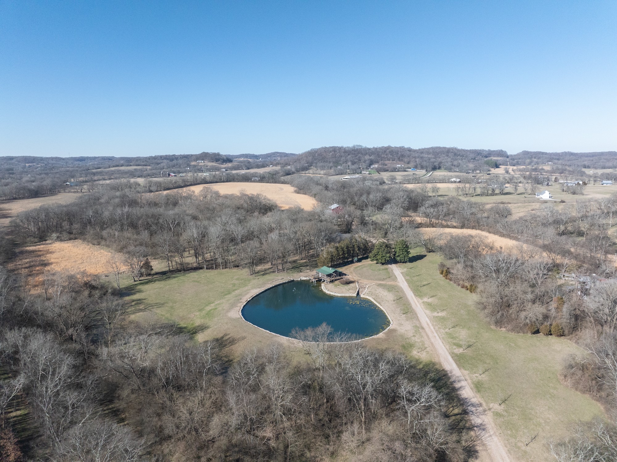1611 South Cross Bridges Road Mount Pleasant, TN 38474 - Photo 32 of 64 Gallery Image 32
