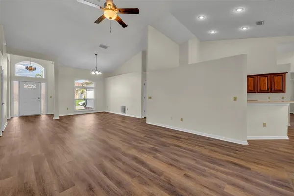 $3,350 | 653 Yorkshire Drive, Oviedo, FL 32765