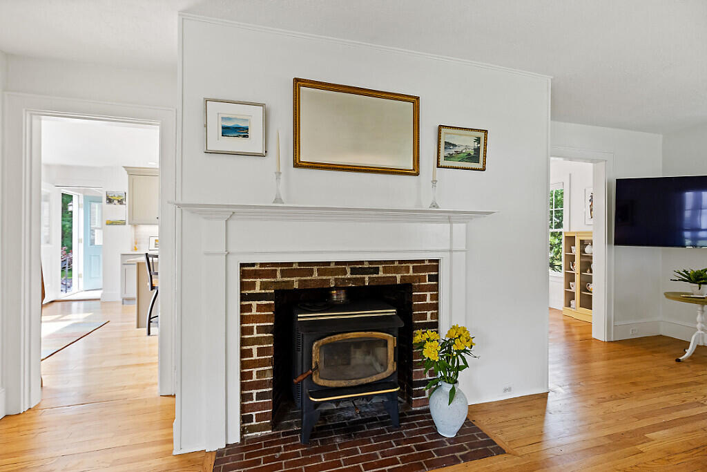 38 Johnson Road Falmouth, ME 04105 - Photo 28 of 73 20_BP5A4628_DxO_mls