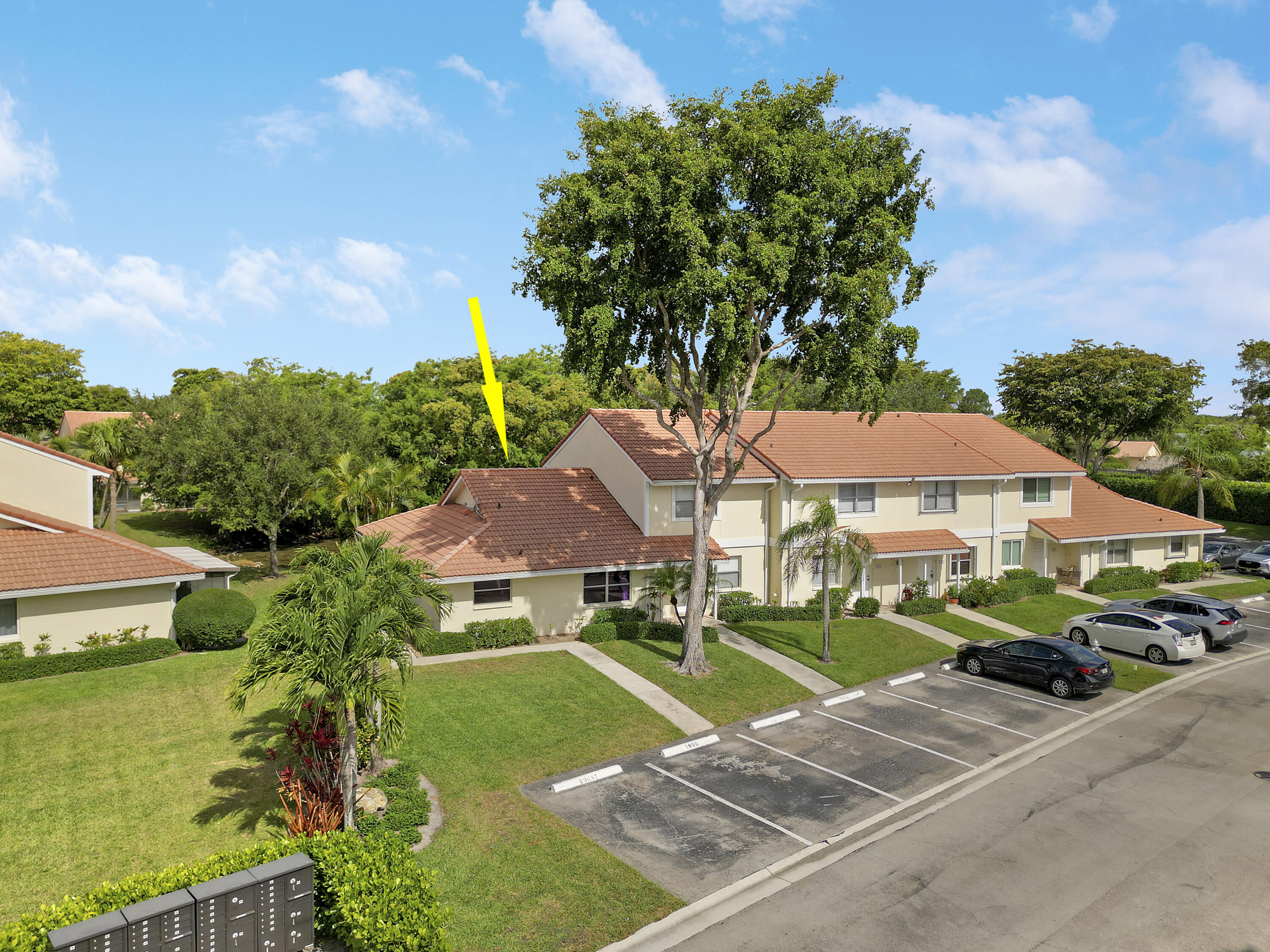 6252 Walk Circle Boca Raton, FL 33433 - Photo 37 of 41 Lakefront Corner Unit