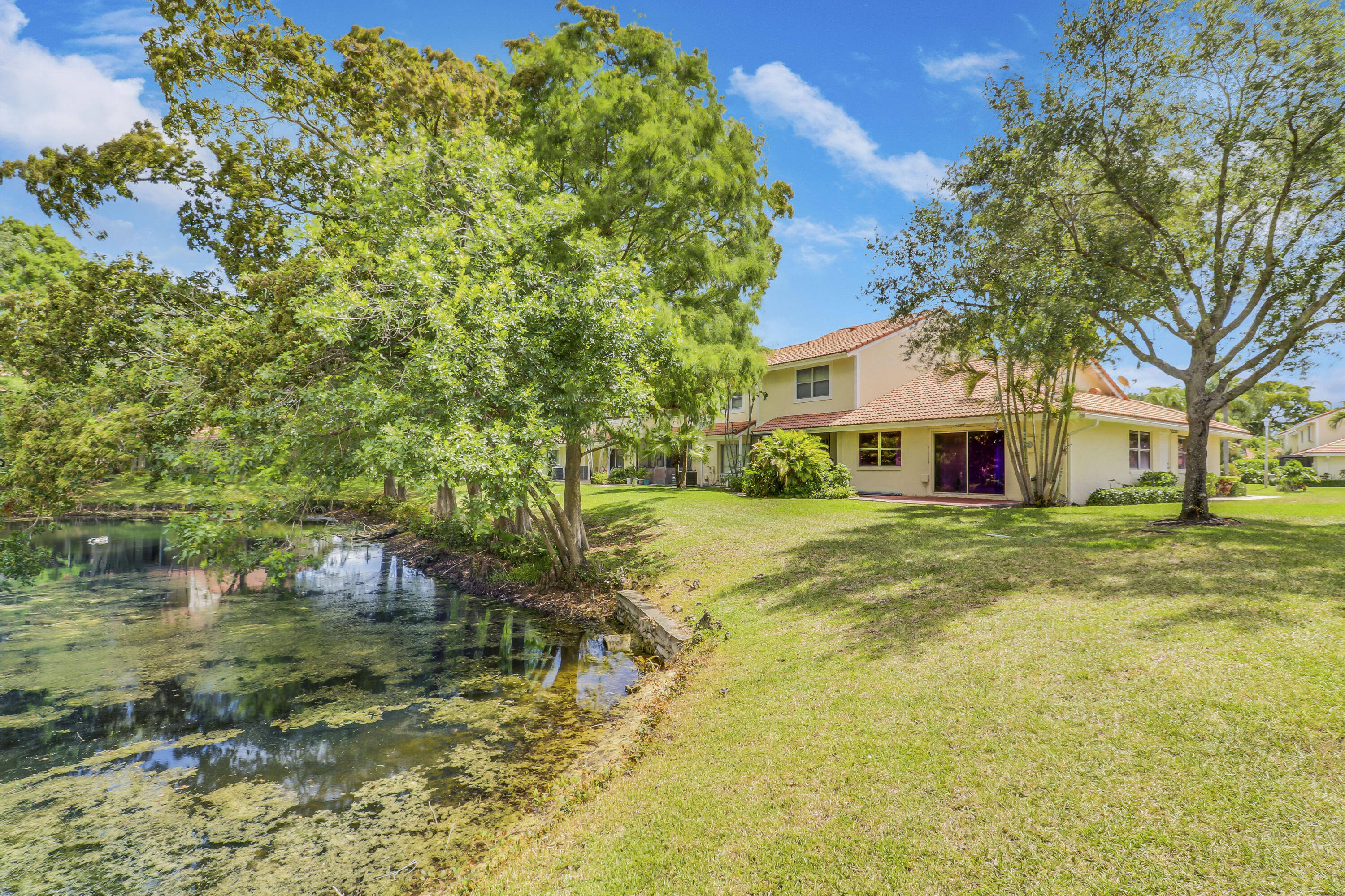 6252 Walk Circle Boca Raton, FL 33433 - Photo 5 of 41 Lakefront Corner Unit