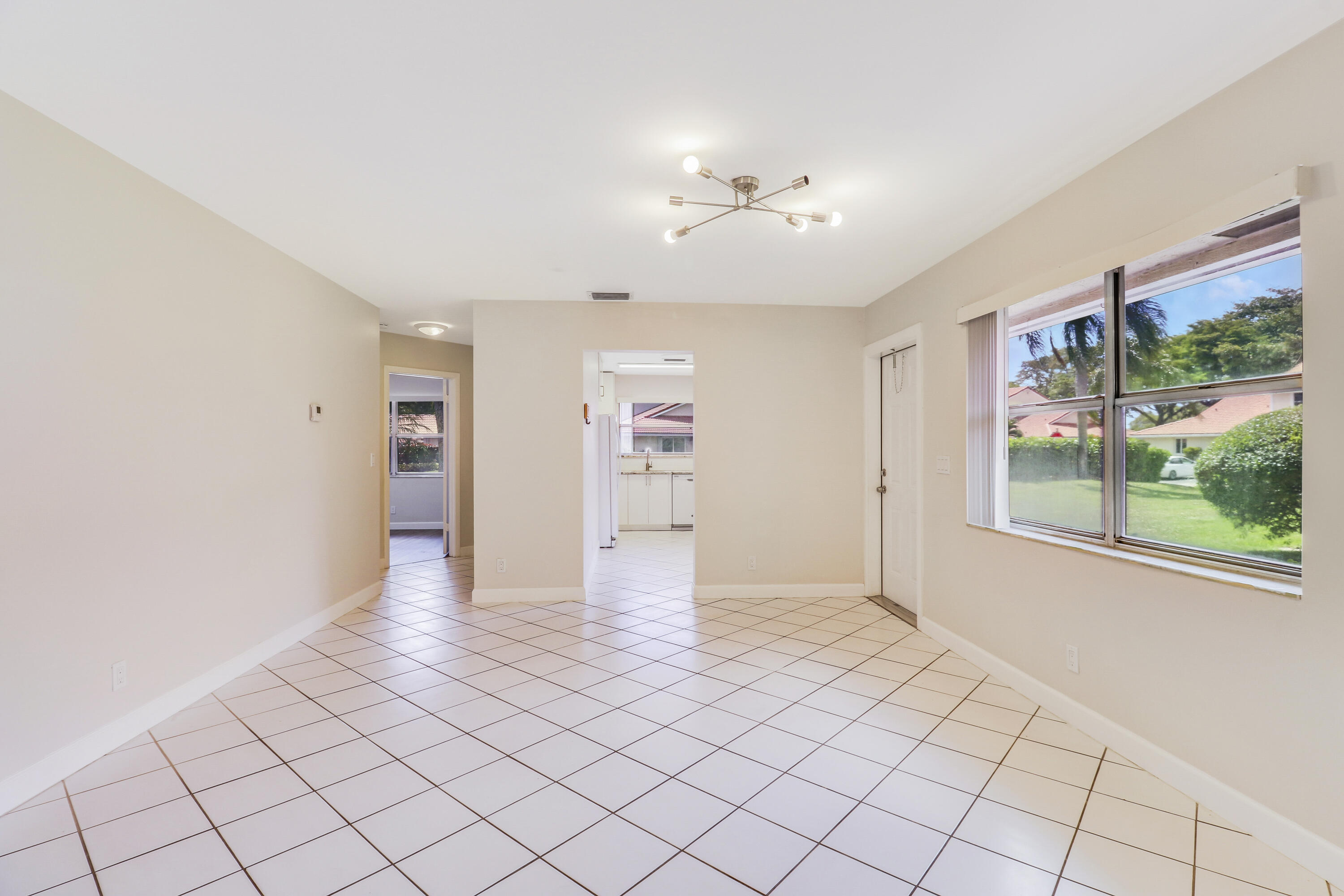 6252 Walk Circle Boca Raton, FL 33433 - Photo 8 of 41 Living/ Dining