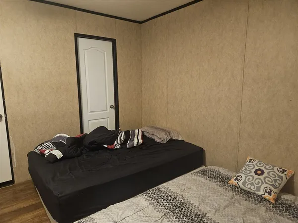 $128,500 | 421 Walton Street, Pettus, TX 78146