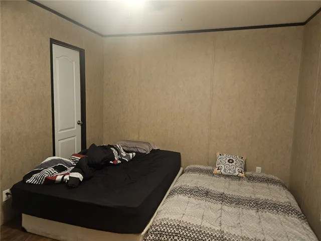 $128,500 | 421 Walton Street, Pettus, TX 78146