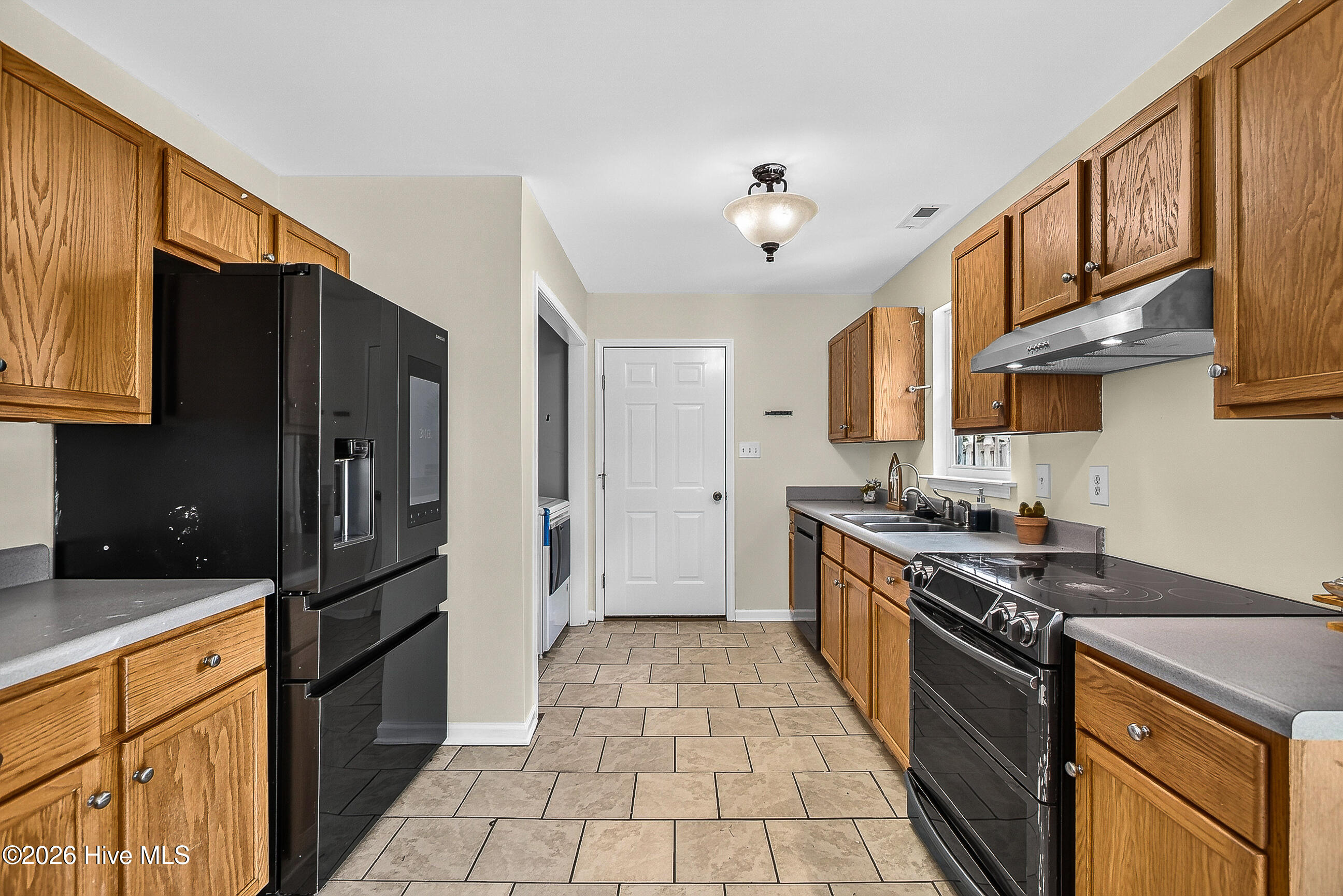 116 Annie Road Richlands, NC 28574 - Photo 10 of 33