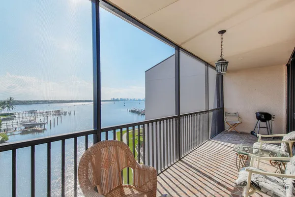 $3,750 | 11370 12 Oaks Way, Unit 614, North Palm Beach, FL 33408