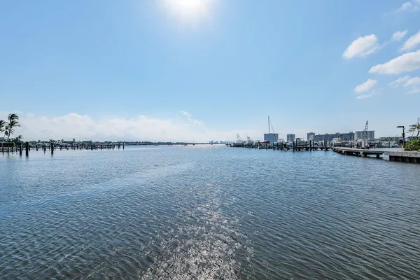 $3,750 | 11370 12 Oaks Way, Unit 614, North Palm Beach, FL 33408