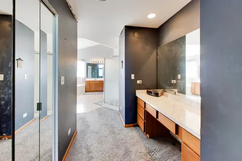 $435,000 | 1669 Montclair Drive, Elgin, IL 60123