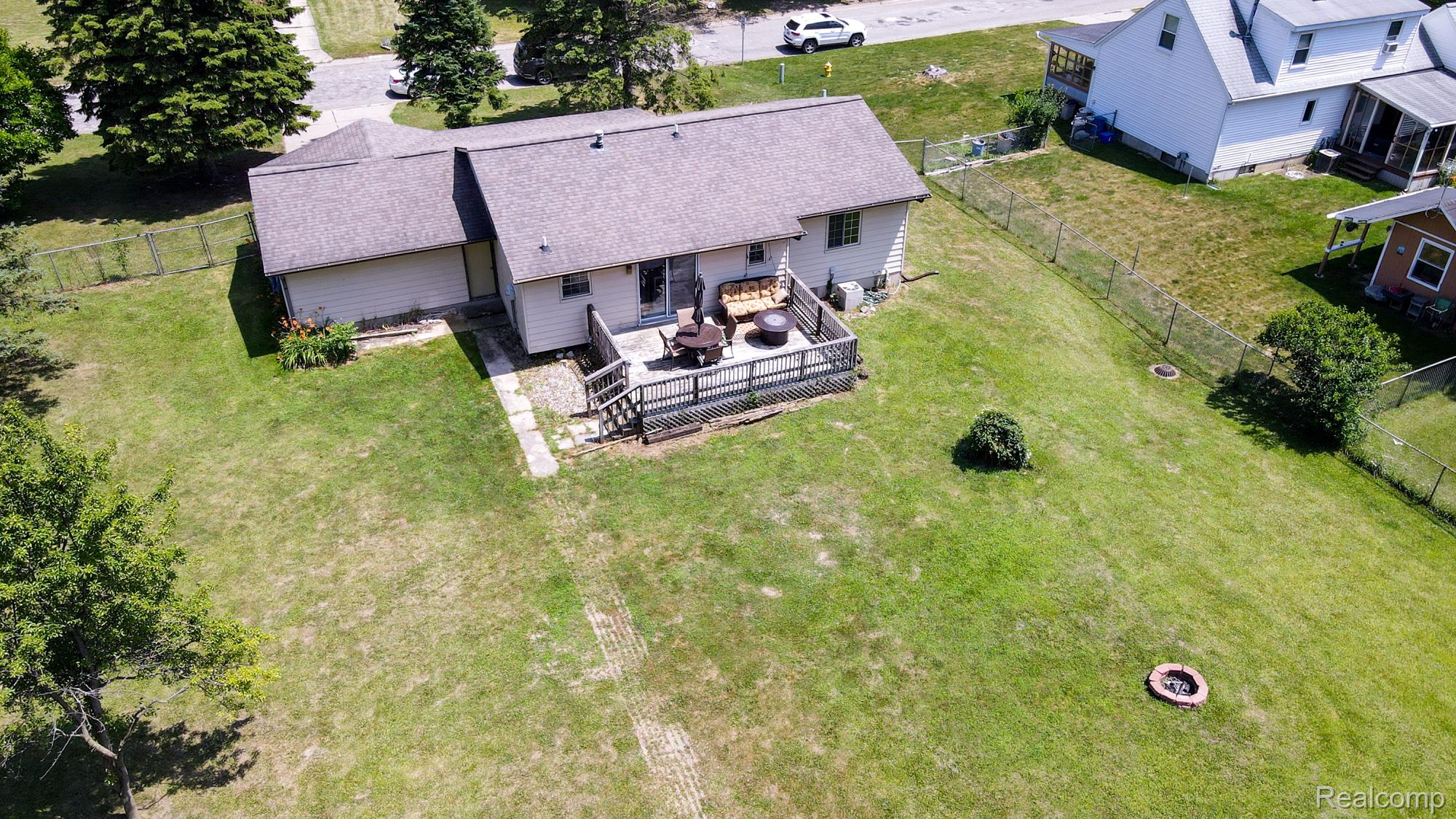 3276 Hammerberg Road Flint, MI 48507 - Photo 21 of 22 3276 HAMMERBERG Rd-30.jpg