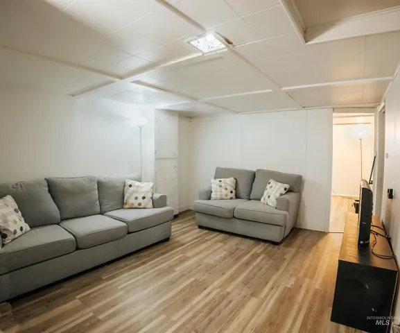 $299,999 | 713 8th Avenue North, Buhl, ID 83316