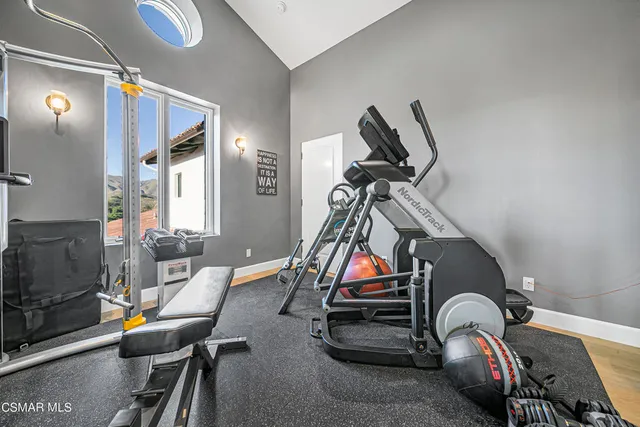 a view of an entrance of the house