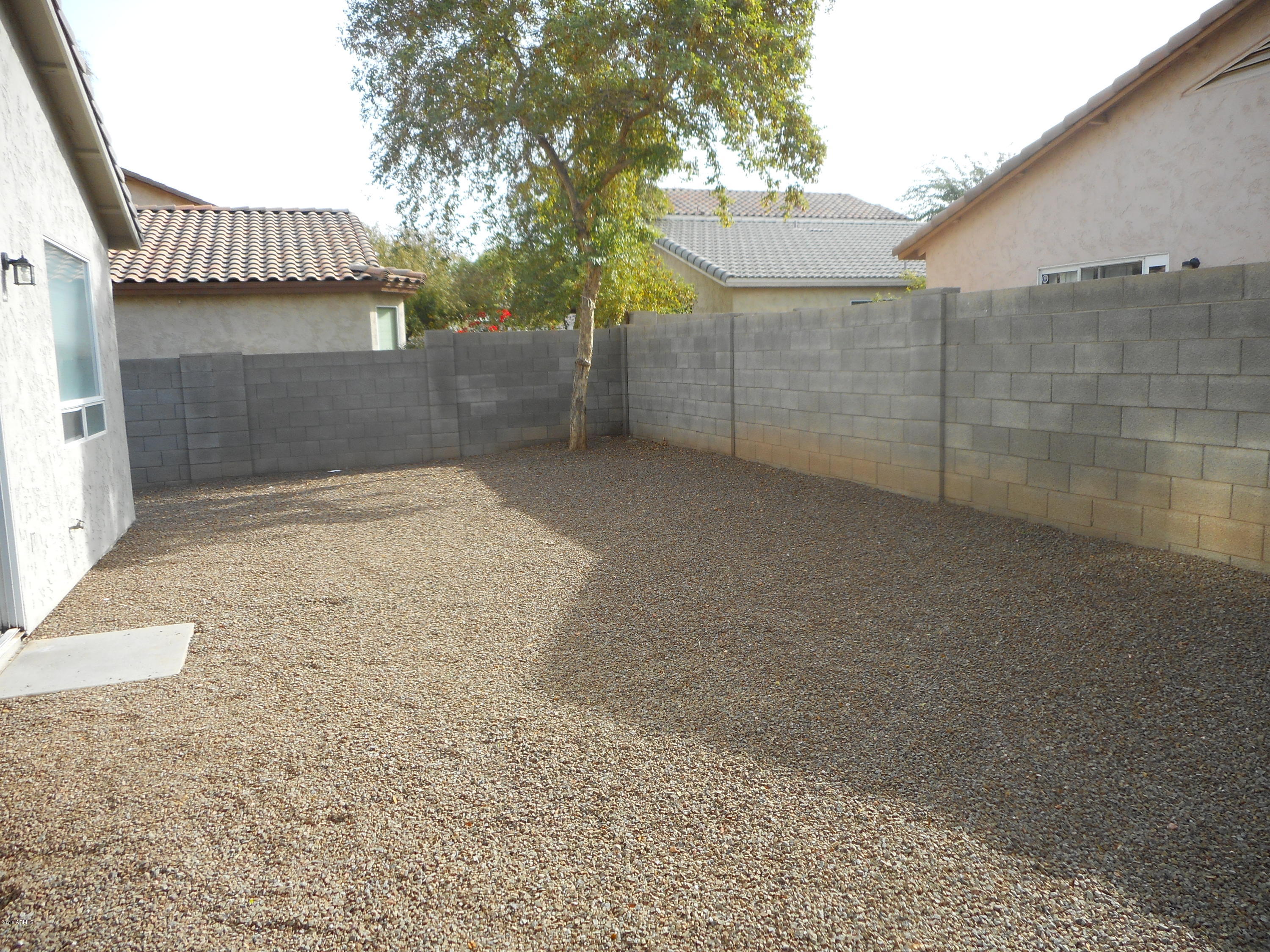 1209 Grenadine Road Phoenix, AZ 85040 - Photo 15 of 18 014