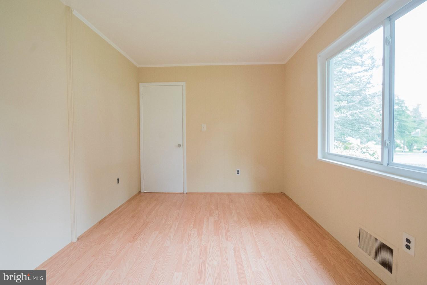 3930 Joliet Street Silver Spring, MD 20906 - Photo 11 of 28 an empty room with a window