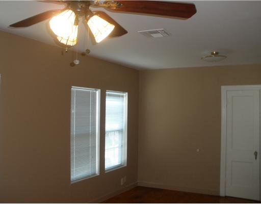 1810 3rd Street Corpus Christi, TX 78404 - Photo 9 of 10 a view of empty room