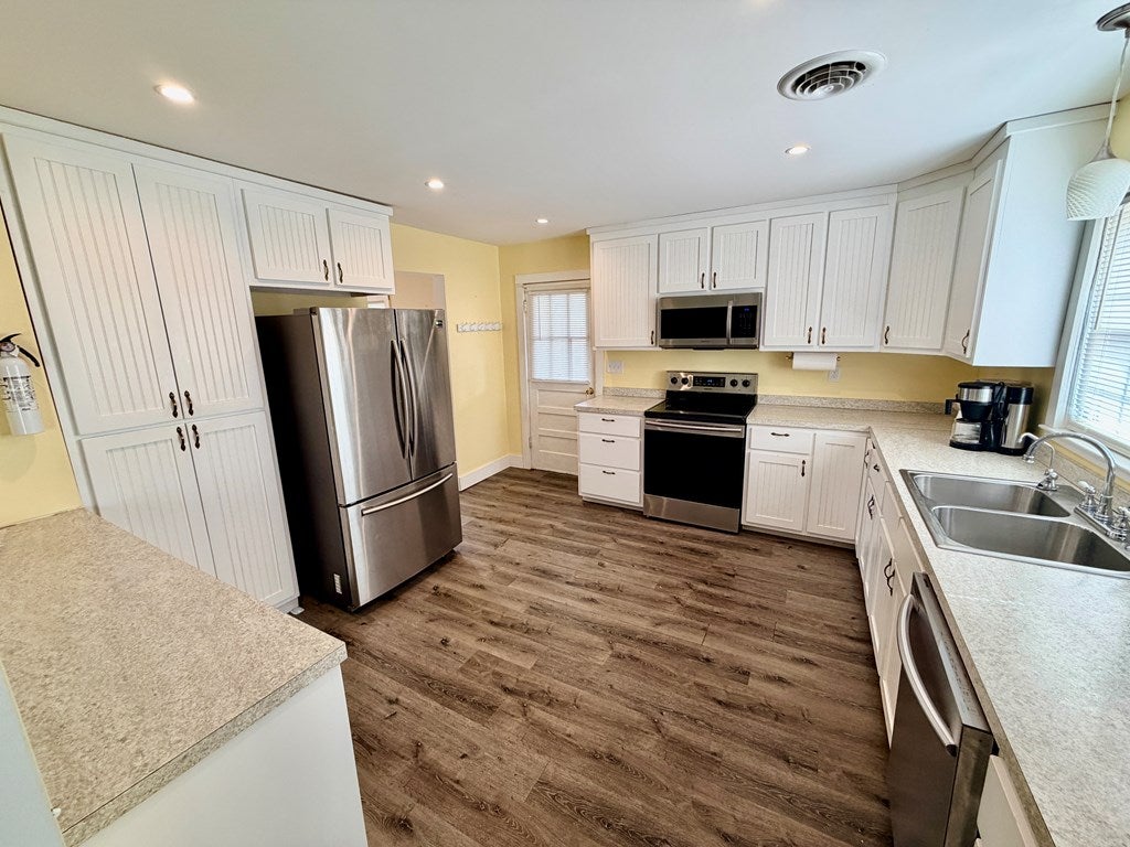 4786 Pipers Gap Road Galax, VA 24333 - Photo 13 of 26 Gallery Image 13