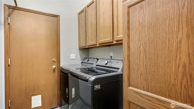 $1,200,000 | 12816 322nd Avenue Northeast, Duvall, WA 98019