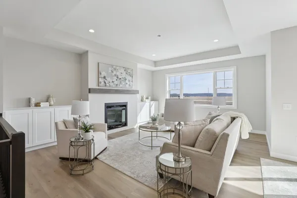 $643,900 | 2411 Bluestem, Unit LOT 2, Prairie du Sac, WI 53578
