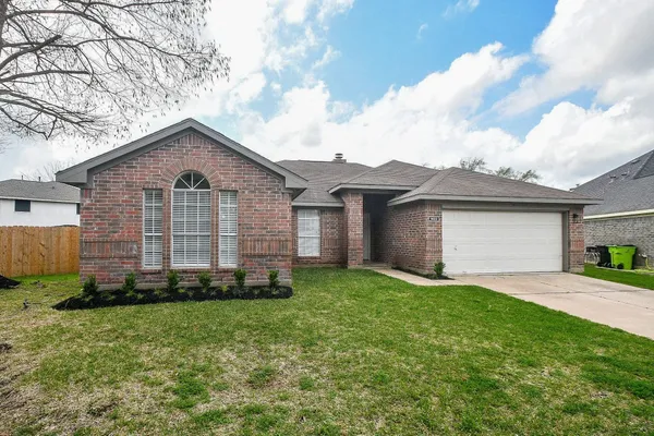 $290,000 | 1422 Township Court, Rosenberg, TX 77471