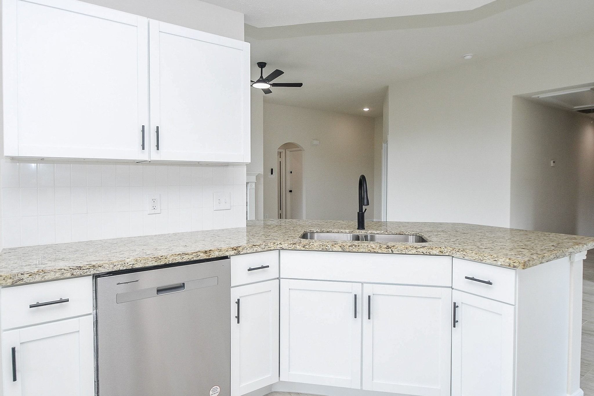 1422 Township Court Rosenberg, TX 77471 - Photo 18 of 32