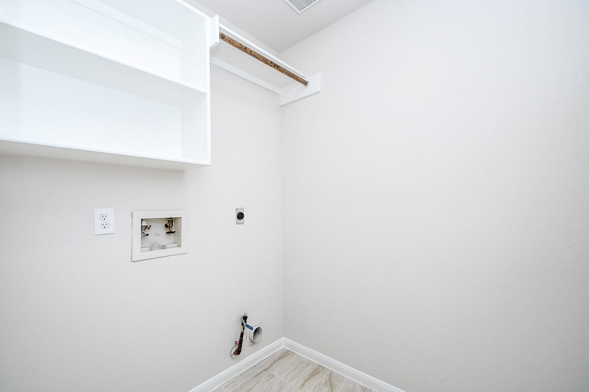 1422 Township Court Rosenberg, TX 77471 - Photo 24 of 32 a view of an empty room