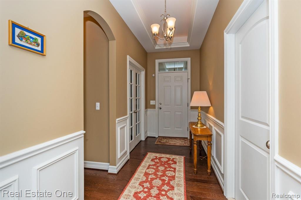 545 Andover Court, Unit 37 Rochester Hills, MI 48306 - Photo 3 of 37