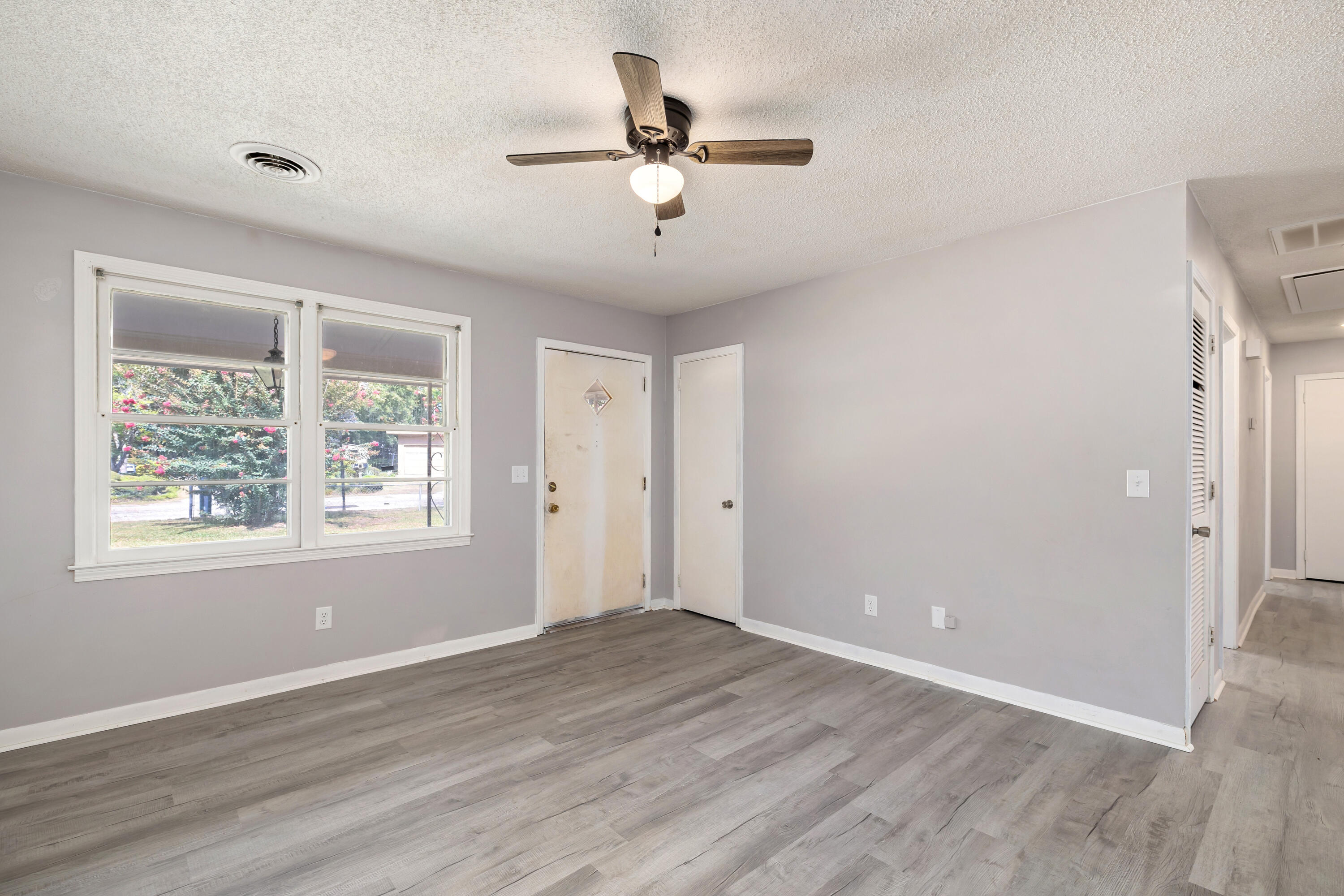 116 Phifer Street Sumter, SC 29150 - Photo 10 of 32 09