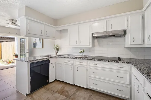 $2,800 | 310 Candlewood Place, Richardson, TX 75081