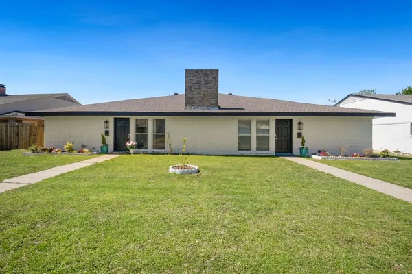 $2,800 | 310 Candlewood Place, Richardson, TX 75081