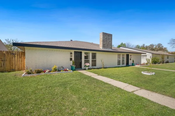 $2,800 | 310 Candlewood Place, Richardson, TX 75081