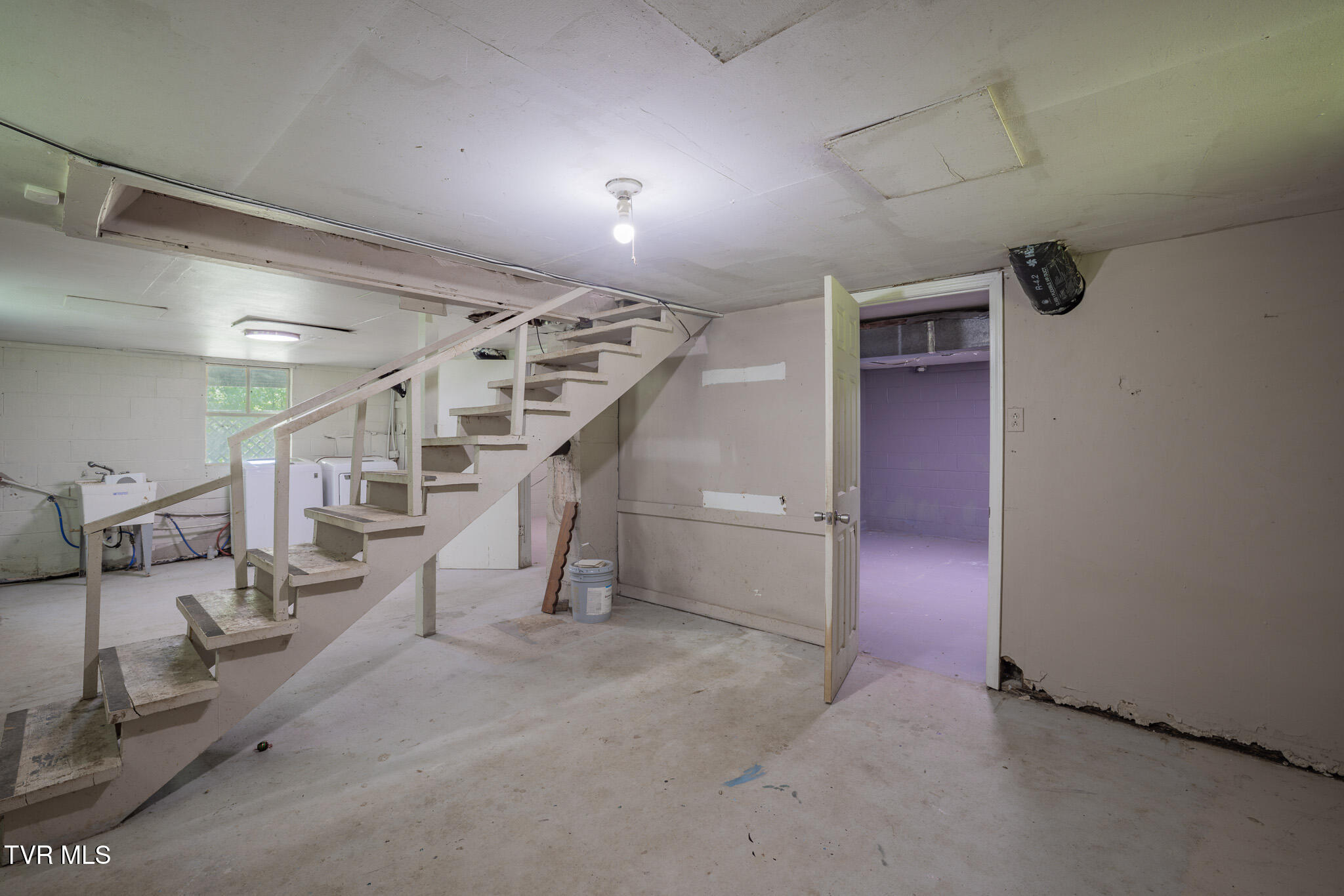 1380 Allison Gap Road Saltville, VA 24370 - Photo 32 of 35 1R9A7186-HDR