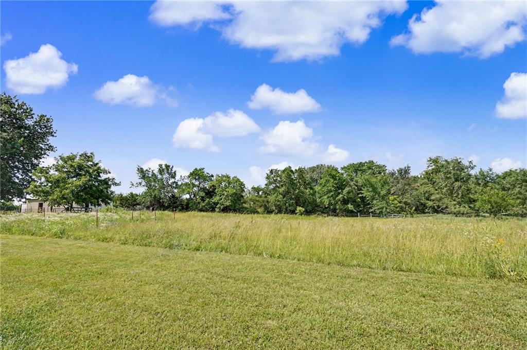 1748 East 800 Road Lawrence, KS 66049 - Photo 39 of 56