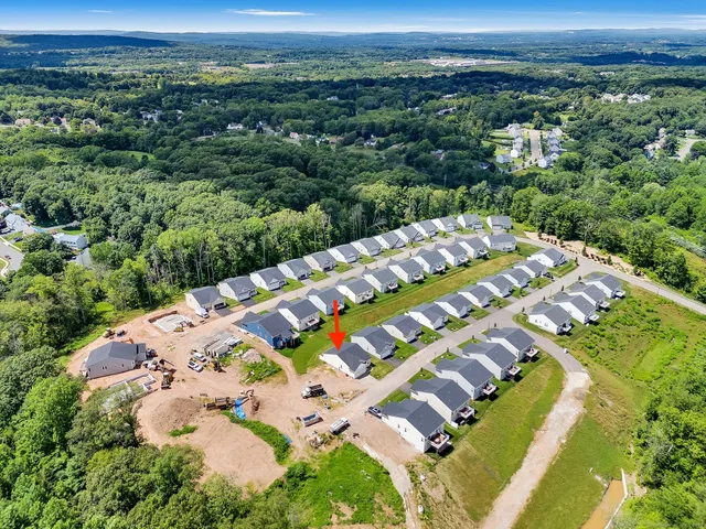 $549,900 | 137 Webster Lane, Unit 242, Middletown, CT 06457