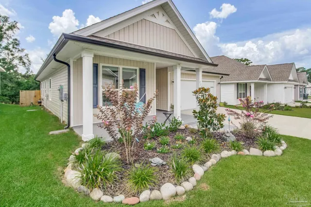 $329,900 | 225 Camellia Drive, Cantonment, FL 32533